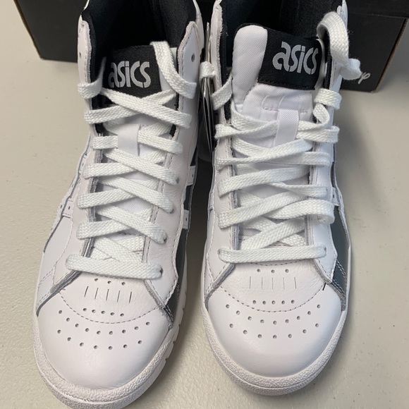 onitsuka tiger mickey